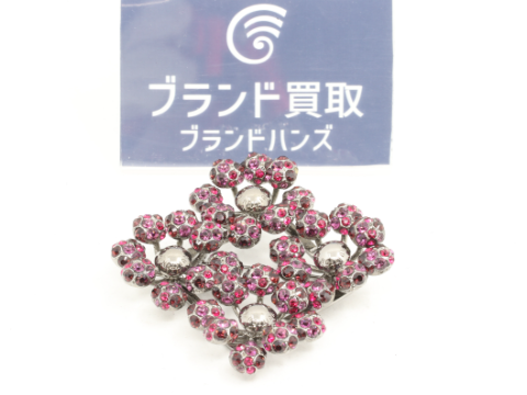 ルイヴィトン ミルエウンヌ ブローチ