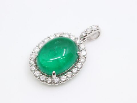 エメラルド 7.86ct D0.8ct ネックレストップ