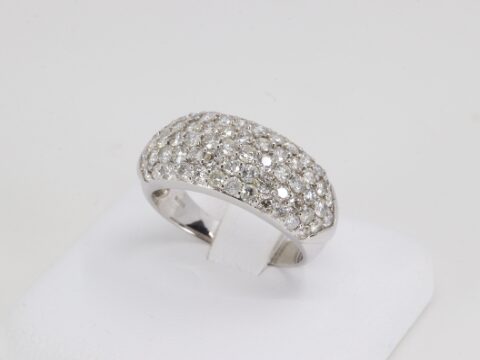 ダイヤモンド 2.00ct K18WG リング