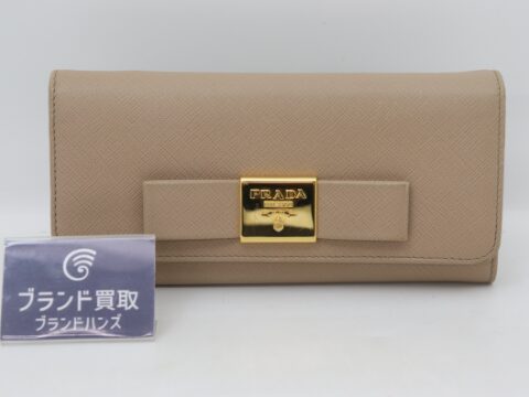 プラダ サフィアーノ リボン 長財布