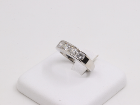 ダイヤモンド D1.00ct Pt900 リング