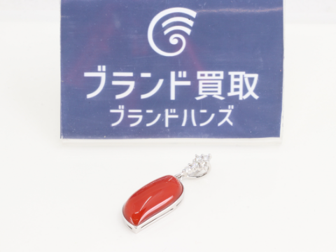 赤珊瑚 K18 ダイヤチャーム ネックレストップ