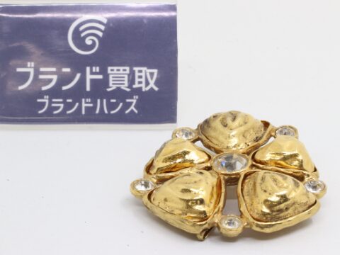 シャネル ラインストーン ブローチ