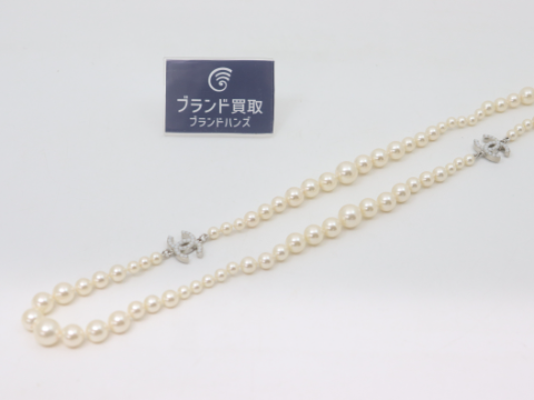 シャネル A14V ココマーク フェイクパール ロングネックレス