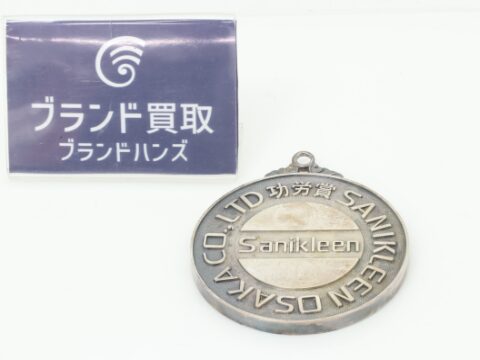 大阪で銀（シルバー）の買取｜買取価格が高いブランドハンズへ