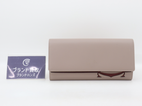 カルティエ ドゥーブルC レザー ベージュ