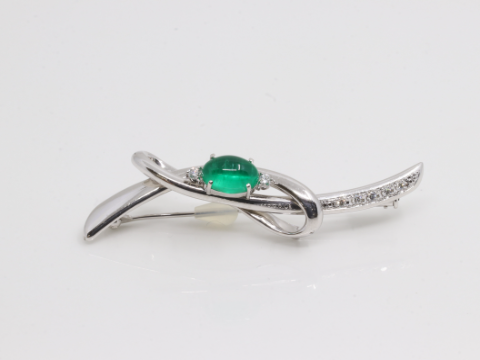 エメラルド 1.76ct 0.14ct ブローチ