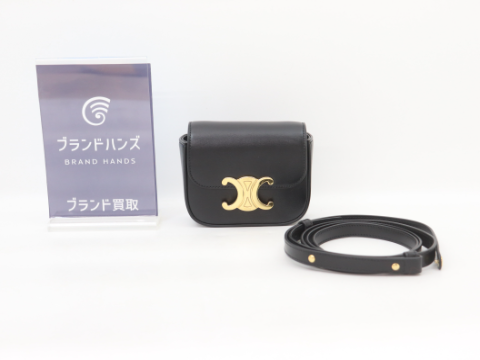 セリーヌ トリオンフ レザー ミニクロード ブラック