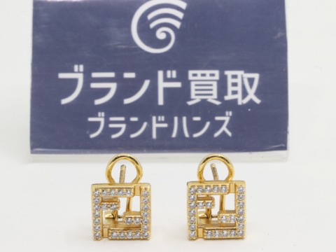 フェンディのFFロゴピアス