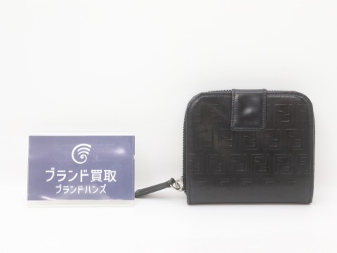 フェンディのコンパクト財布
