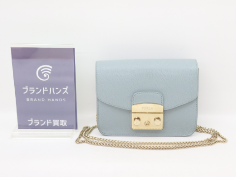 フルラ メトロポリス チェーンショルダーバッグ レザー