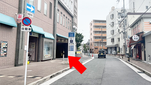 エトレとよなか地下駐車場