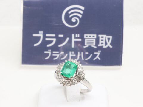 エメラルド PT900 E1.65ct D0.55ct ダイヤ リング