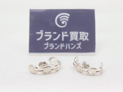エルメス シェーヌダンクル アンシェネ ピアス