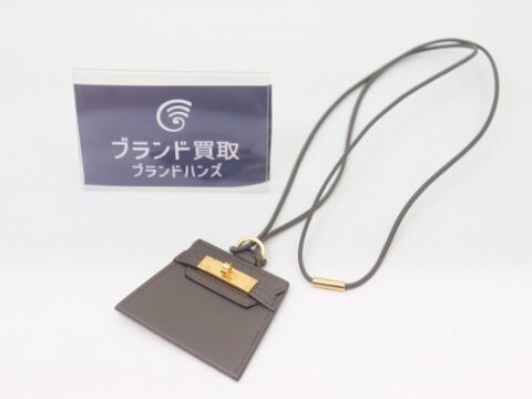 エルメス モンプティ ケリーGM ネックレス エタン×ゴールド