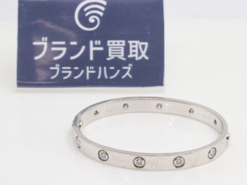 カルティエ ラブ フルダイヤ ブレスレット