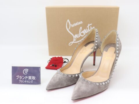 クリスチャンルブタン スエード パンプス