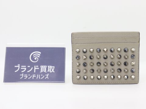 クリスチャンルブタン スタッズ カードケース