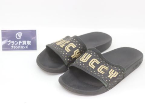 グッチ セガコラボ ブラック×ゴールド サンダル