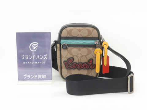 コーチ ショルダーバッグ F72930