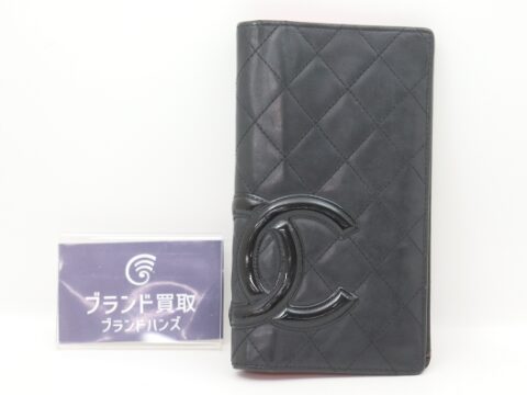 シャネル カンボンライン 二つ折り財布