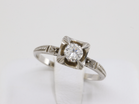 ダイヤモンド PT850 D0.38ct リング