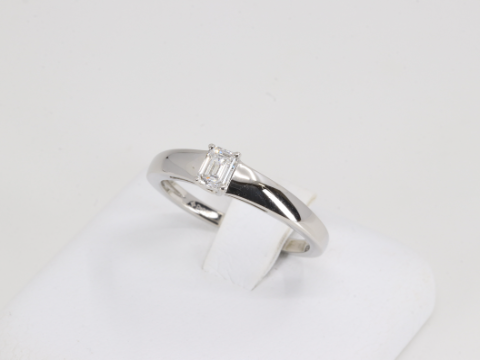 ダイヤモンド PT999 D0.3ct リング