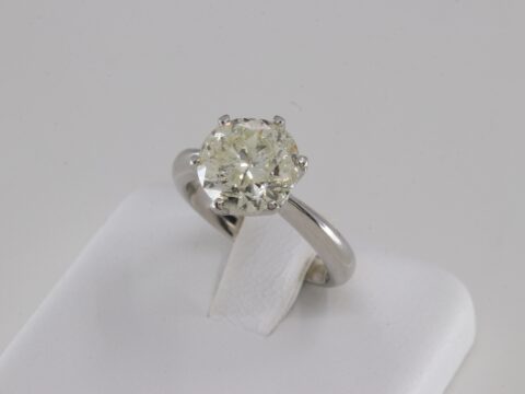 ダイヤモンド Pt900 D2.931ct リング