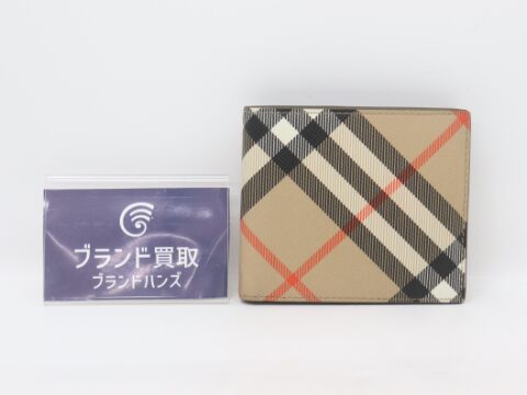 バーバリー ノバチェック 財布