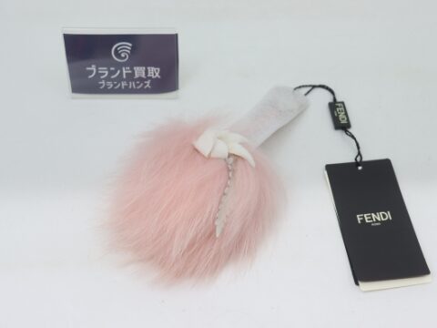 フェンディ ポンポンチャーム 7AR259 ピンク