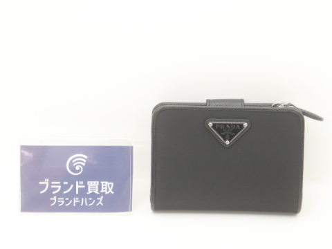 プラダ ナイロン コンパクトウォレット