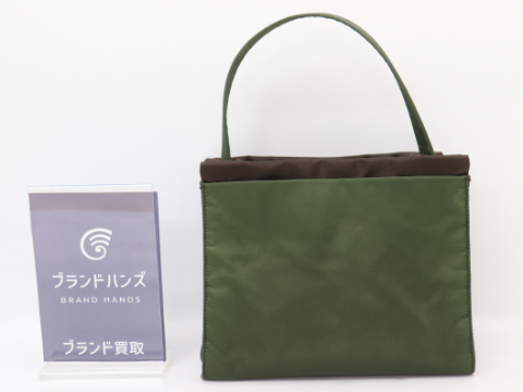 プラダ ナイロン ハンドバッグ