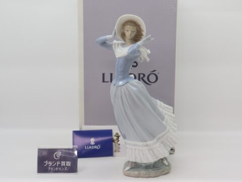 リヤドロ 春のそよ風