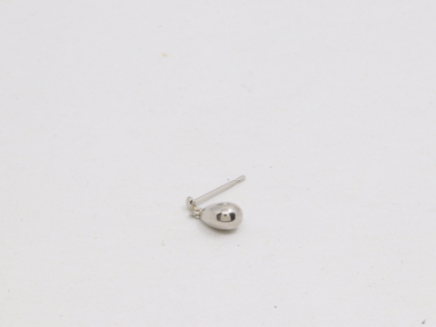 PT900(プラチナ900) ピアス 片方 0.3g