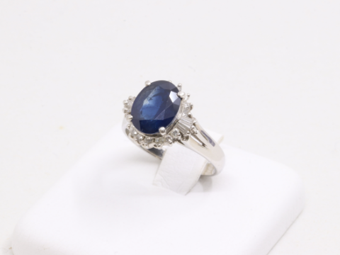S2.88ct D0.32ct Pt900 リング