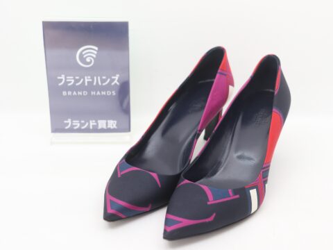 エルメス スカーフ柄 シルク パンプス