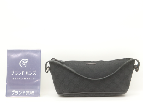 グッチ GGキャンバス ブラック