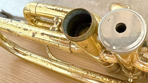 サビやメッキ剥がれがある管楽器
