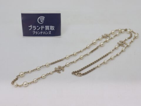 シャネル ココマーク フェイクパール ロングネックレス B17V GP