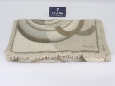 シャネル ココマーク ベージュ グレー シルク