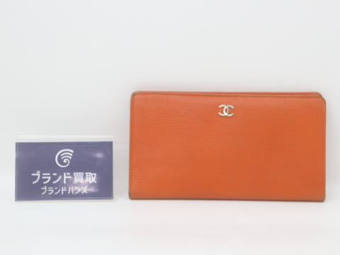 シャネル ココマーク 二つ折り長財布 レザー オレンジ