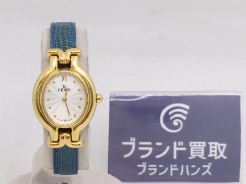 フェンディ カメレオン QZ シルバー文字盤 640L