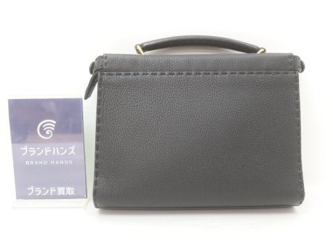 フェンディ セレリア ピーカブー フィットミニ 7VA422
