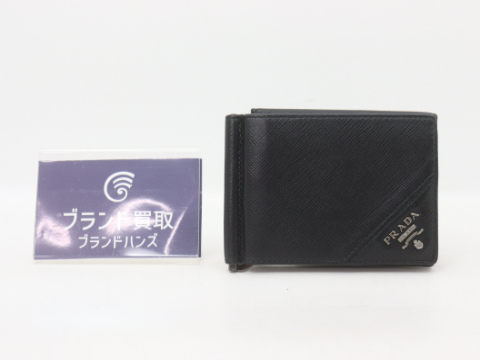 プラダ 二つ折り財布 サフィアーノ ブラック