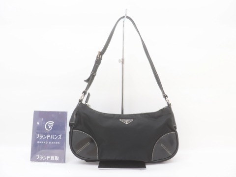 プラダバッグ