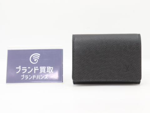 ルイヴィトン アンヴェロップカルトドゥヴィジット タイガ M64595