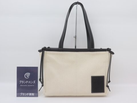 ロエベ クッショントート