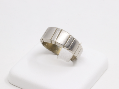 PT900(プラチナ900) リング 10.7g
