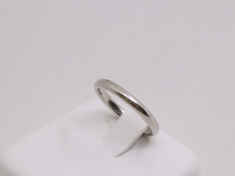 ヨンドシー Pt950 4g リング